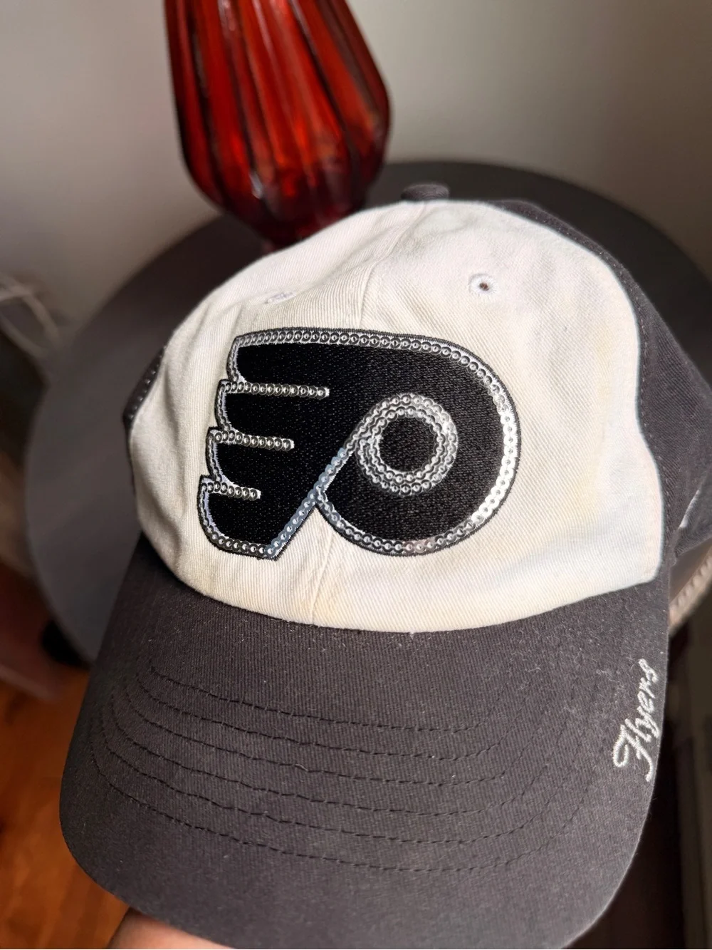 47 Brand Philadelphia Flyers NHL Hockey Women’s Sequined logo Hat Cap Adjustable